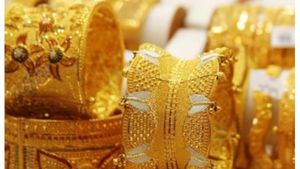 May 16 Gold Rate: ಇಂದಿನ ಚಿನ್ನದ ಬೆಲೆ, ಬೆಂಗಳೂರಿನಲ್ಲಿ ದರ ಎಷ್ಟಿದೆ ತಿಳಿಯಿರಿ 
