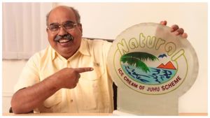 ಐಸ್‌ಕ್ರೀಂ ಮ್ಯಾನ್ ಎಂದೇ ಖ್ಯಾತರಾಗಿದ್ದ ಮಂಗಳೂರಿನ ಉದ್ಯಮಿ ರಘುನಂದನ್‌ ಕಾಮತ್‌ ನಿಧನ 