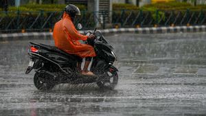 bengaluru weather: ಬೆಂಗಳೂರು ಸೇರಿದಂತೆ ವಿವಿಧೆಡೆ ಭಾರೀ ಮಳೆ ಎಚ್ಚರಿಕೆ 
