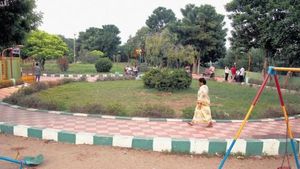 ಬೆಂಗಳೂರಿನಲ್ಲಿ ವಾಕಿಂಗ್‌ಗೆ ಹೋಗುವ ಜನರೇ ಗಮನಿಸಿ!