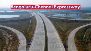 ಬೆಂಗಳೂರು ಚೆನ್ನೈ ಎಕ್ಸ್‌ಪ್ರೆಸ್‌ವೇ ಉದ್ಘಾಟನೆ ಯಾವಾಗ, ದಿನಾಂಕ ತಿಳಿಸಿದ ಹೆದ್ದಾರಿ ಸಚಿವ ನಿತಿನ್‌ ಗಡ್ಕರಿ 