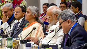 Budget 2024: ನಿರ್ಮಲಾ ಸೀತಾರಾಮನ್‌, ಆರ್ಥಿಕ ತಜ್ಞರ ಜೊತೆ ಪ್ರಧಾನಿ ಮೋದಿ ಹೈವೋಲ್ಟೇಜ್‌ ಸಭೆ