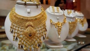 Gold Price India: ಜನ್ಮಾಷ್ಟಮಿಯಂದು 18k, 22k, 24k ಹಳದಿ ಲೋಹದ ಬೆಲೆಗಳನ್ನು ತಿಳಿಯಿರಿ 