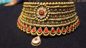 Gold Price India: ಭಾರತದಲ್ಲಿ ಚಿನ್ನದ ಬೆಲೆ ಇಳಿಕೆ, ಚಿನ್ನ ಖರೀದಿಸುವವರಿಗೆ ಒಳ್ಳೆ ಅವಕಾಶ 