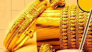 Gold Price India: ಭಾರತದಲ್ಲಿ ಚಿನ್ನದ ಬೆಲೆ ಏರಿಕೆ, ಸೆಪ್ಟೆಂಬರ್‌ 20ರಂದು 18k, 22k, 24k ಚಿನ್ನದ ದರ ತಿಳಿಯಿರಿ 
