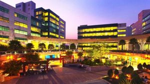 27 ಬಿಲಿಯನೇರ್‌ಗಳಿಗೆ ನೆಲೆಯಾಗಿರುವ ಬೆಂಗಳೂರಿನ 7 ಅತ್ಯಂತ ದುಬಾರಿ ವಸತಿ ಪ್ರದೇಶಗಳ ಬಗ್ಗೆ ತಿಳಿಯಿರಿ 