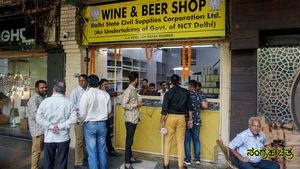  ಅಬಕಾರಿ ಸಚಿವರ ಮೇಲೆ ಭ್ರಷ್ಟಾಚಾರದ ಆರೋಪ: ಮಧ್ಯ ಮಾರಾಟಗಾರರ ಸಂಘ ದೂರು 