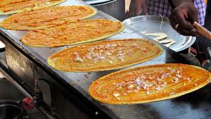 ದೋಸೆ ಮಾರುವವನ ಆದಾಯ ತಿಂಗಳಿಗೆ 6 ಲಕ್ಷ ಇದ್ರೂ ಟ್ಯಾಕ್ಸ್‌ ಕಟ್ಟಲ್ವಂತೆ ಹೌದಾ!