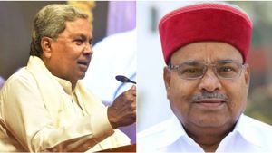 ಮೈಕ್ರೋ ಫೈನಾನ್ಸ್ ಅಟ್ಟಹಾಸಕ್ಕೆ ಬಿತ್ತು ರಾಜ್ಯಪಾಲರ ಅಂಕುಶ; ಸಾಲ ಕಟ್ಟಬೇಕಾಗಿಲ್ವಾ?