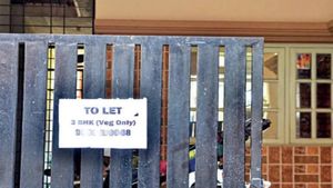 ಬೆಂಗಳೂರು ಬಾಡಿಗೆ ಮನೆಗಳ ತಲೆನೋವು..ಬಣ್ಣ ಬಳಿಸುವುದಕ್ಕೂ ಬಾಡಿಗೆದಾರರ ಜೇಬಿಗೇ ಕತ್ತರಿ..! ನಿಮಗೂ ಇದೇ ಸಮಸ್ಯೆನಾ?