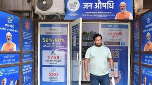 Big shock: ಜನೌಷಧಿ ಕೇಂದ್ರಗಳಿಗೆ ಬ್ರೇಕ್..ಕರ್ನಾಟಕ ಸರ್ಕಾರದ ಮಹತ್ವದ ಆದೇಶ! ಅಸಲಿ ಕಾರಣ ಏನು?