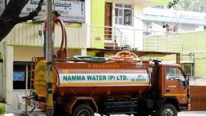 ಬೆಂಗಳೂರಿಗೆ ಗುಡ್‌ನ್ಯೂಸ್..BWSSB ಹೊಸ ಸೇವೆ: ಕಡಿಮೆ ಬೆಲೆಯಲ್ಲಿ ಬುಕ್ ಮಾಡಿ ಕಾವೇರಿ ನೀರು! ಹೇಗೆ, ಎಷ್ಟು ಬೆಲೆ?