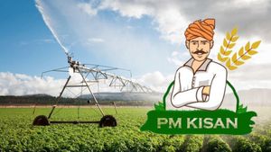 PM Kisan: 20ನೇ ಕಂತು ಶೀಘ್ರ ಬಿಡುಗಡೆ.. ರೈತರ ಖಾತೆಗೆ 2000 ಜಮೆ.. ಪಟ್ಟಿಯಲ್ಲಿ ನಿಮ್ಮ ಹೆಸರು ಇದ್ಯಾ ಚೆಕ್ ಮಾಡಿ