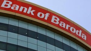 ಭರ್ಜರಿ ಸಿಹಿಸುದ್ದಿ: ರೆಪೊ ದರ ಕಡಿತ ಎಫೆಕ್ಟ್! ಮನೆ, ಕಾರುಗಳ ಸಾಲವೂ ಅಗ್ಗ.. ಲೋನ್ ದರ 8.15% ಇಳಿಕೆ