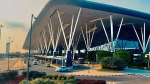 New Airports in Karnataka: ರಾಜ್ಯಕ್ಕೆ ದೊಡ್ಡ ಸಿಹಿಸುದ್ದಿ: 2 ಹೊಸ ವಿಮಾನ ನಿಲ್ದಾಣ.. ಭೂಮಿಗೆ ಬಂಪರ್ ಬೆಲೆ.. ಎಲ್ಲೆಲ್ಲಿ?