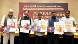 GR Exclusive: 8000 ಕೋಟಿ ಮೌಲ್ಯದ ಅಗರಬತ್ತಿ ಉದ್ಯಮ..ಎಕೋ-ಫ್ರೆಂಡ್ಲಿ ಬೆಳವಣಿಗೆಯತ್ತ AIAMA ಎಕ್ಸ್‌ಪೋ 2025 ಫೋಕಸ್!