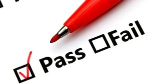 ಎಂಥಾ ಕಾಲವಯ್ಯ! 33% ಅಂಕ ಬಂದರೆ SSLC ಪಾಸ್.. 625ಕ್ಕೆ ಎಷ್ಟು ಮಾರ್ಕ್ಸ್ ಬರಬೇಕು?