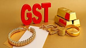 Gold GST: ಸೆಪ್ಟೆಂಬರ್ ನಿಂದ ಚಿನ್ನದ ಜಿಎಸ್‌ಟಿ ಕಡಿತ ಸಾಧ್ಯತೆ...ಚಿನ್ನದ ಬೆಲೆ ಕಡಿಮೆ, ಬೇಡಿಕೆ ಹೆಚ್ಚಳದ ನಿರೀಕ್ಷೆ!