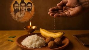 Pitru Paksha 2025: ಸೆಪ್ಟೆಂಬರ್ 7ರಿಂದ 21ರವರೆಗೆ ಪೂರ್ವಜರ ಆರಾಧನೆ! ಮಹಾಲಯ ಅಮಾವಾಸ್ಯೆ ಸಂಪೂರ್ಣ ಮಾಹಿತಿ!