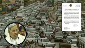 Bengaluru Traffic: ಇಬ್ಲೂರು ORR ಬಳಿ ಜಾಮ್…ಅಜೀಂ ಪ್ರೇಮ್‌ಜಿಗೆ ಸಿದ್ದರಾಮಯ್ಯ ಪತ್ರ, ವಿಪ್ರೋ ಮೂಲಕ ಸಂಚಾರಕ್ಕೆ ಮನವಿ!