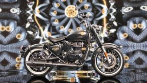 Royal Enfield Bike: ಕೇವಲ 143 ರೂಪಾಯಿಗೆ ಖರೀದಿಸಿ ರಾಯಲ್‌ ಎನ್‌ಫೀಲ್ಡ್‌ ಬುಲೆಟ್‌ ಬೈಕ್!‌ ಹೇಗೆ ಗೊತ್ತಾ?