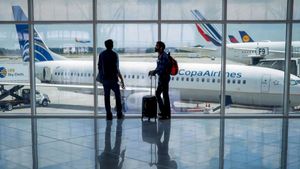 Flight Ticket Rules: ವಿಮಾನ ಟಿಕೆಟ್‌ ಬುಕ್‌ ಮಾಡುವವರಿಗೆ ಗುಡ್‌ ನ್ಯೂಸ್! ಇನ್ಮೇಲೆ ಕ್ಯಾನ್ಸಲ್‌ ಮಾಡಿದ್ರೂ ಬರುತ್ತೆ ಎಲ್ಲಾ ಹಣ