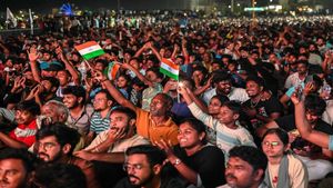 ಹಾಡು, ಕುಣಿತ, ಜಯಘೋಷ...ವಿಶ್ವಕಪ್‌ ಗೆಲುವಿನ ಸಂಭ್ರಮ ಏರ್ಪೋರ್ಟ್‌ನಲ್ಲೂ! ಹೇಗಿತ್ತು ಗೊತ್ತಾ ಜನರ ಹರ್ಷೋದ್ಗಾರ?