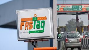 FASTag ದಂಡ ಸಂಗ್ರಹದಲ್ಲಿ ಕರ್ನಾಟಕ ಅಗ್ರಸ್ಥಾನ! ಒಂದು ವರ್ಷದಲ್ಲಿ ಸಂಗ್ರಹಿಸಿದೆಷ್ಟು?