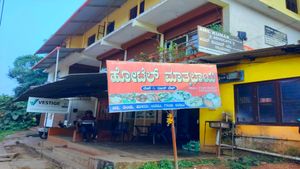 Hotel Business: ಕಮ್ಮಿ ಹೂಡಿಕೆಯಲ್ಲಿ ಹೋಟೆಲ್‌ ಬ್ಯುಸಿನೆಸ್‌ ಆರಂಭಿಸಿ! ಉದ್ಯಮಿ ಕೊಟ್ರು ಸೂಪರ್‌ ಟಿಪ್ಸ್