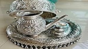 Silver Rate Today: ವರ್ಷಾಂತ್ಯದಲ್ಲಿ ನಿಂತ ನೀರಾದ ಬೆಳ್ಳಿ ಬೆಲೆ! ಎಷ್ಟಿದೆ ಗೊತ್ತಾ ಇಂದಿನ ದರ?