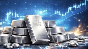 Silver Rate India: ಬೆಳ್ಳಿ ದರದಲ್ಲಿ ಭರ್ಜರಿ ಇಳಿಕೆ! ಒಂದೇ ದಿನ 4,500 ರೂ. ಕುಸಿತ