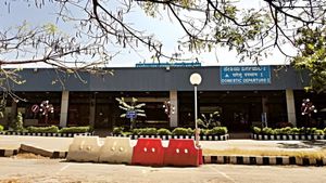 HAL Airport: ಇದೊಂದು ಕಾರಣದಿಂದ ಬೆಂಗಳೂರಿನ HAL ಏರ್ಪೋರ್ಟ್ ತೆರೆಯಲು ಕಷ್ಟ! ಏನದು ನೀವೇ ತಿಳಿಯಿರಿ