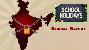 Bharat Bandh-Holidays: ಭಾರತ್‌ ಬಂದ್‌; ಕರ್ನಾಟಕದಲ್ಲಿ ಶಾಲಾ-ಕಾಲೇಜುಗಳಿಗೆ ರಜೆ ಇದ್ಯಾ?