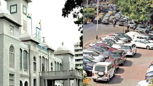 Parking Rules: ಇನ್ಮೇಲೆ ಮನೆಯ ಹೊರಗಡೆ ಪಾರ್ಕಿಂಗ್‌ ಮಾಡಬೇಕೆಂದರೂ ಹಣ ಕಟ್ಬೇಕು! ಮಹತ್ವದ ನಿರ್ಧಾರಕ್ಕೆ ಜಿಬಿಎ ಮುಂದು