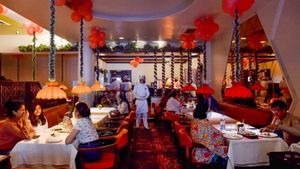 Best Restaurants: ವ್ಯಾಲೆಂಟೈನ್ಸ್ ಡೇ ಹಿನ್ನೆಲೆ ಲವ್ಲಿ ವೈಬ್ ಕೊಡುವ ಬೆಂಗಳೂರು ಟಾಪ್ 10 ರೆಸ್ಟೋರೆಂಟ್‌ಗಳು!