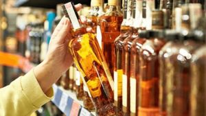 Liquor policy: ಕರ್ನಾಟಕ ಹೊಸ ಮದ್ಯ ನೀತಿ..ಯುನೈಟೆಡ್ ಬ್ರೂವರೀಸ್ ಮತ್ತು ಯುನೈಟೆಡ್ ಸ್ಪಿರಿಟ್ಸ್ ಷೇರುಗಳಲ್ಲಿ 5% ಏರಿಕೆ!