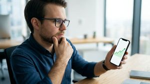 ನಿಫ್ಟಿ ಏರಿಕೆ: ಈಗಲೇ ಹೂಡಿಕೆ ಮಾಡಬೇಕಾ ಅಥವಾ ಕಾಯಬೇಕಾ?