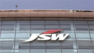 JSW Share: जेएसडब्लू इन्फ्रा को जून तिमाही में जबरदस्त मुनाफा, प्रॉफिट में 31.5% की बढ़त, शेयरों में भी तेजी 