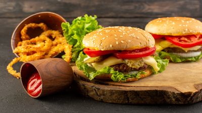 McDonald's Menu Changes: कल से मैक्डोनाल्ड के मेन्यू में दिखेगा बदलाव! ये फूड आइटम होंगे शामिल, आया अपडेट