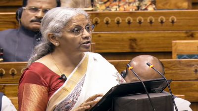 Income Tax Bill: निर्मला सीतारमण ने पेश किया रिवाइज्ड इनकम टैक्स बिल, पुराने कानून की जगह लेगा नया अधिनियम 