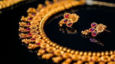 Gold Rate In India Reverses Losses: 24K Gold Price Up Rs 5,500 per gram on July 8; Check Latest Rates