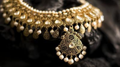 Gold Price Climbs In India Today: 22K, 24K & 18K/Gram – Gains Marginally By Rs 4 To Rs 5; Silver Flat