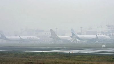 Delhi Airport Fog Advisory: 1000 Flights Delayed In 2 Days, 200+ Cancelled; Latest IMD Weather Forecast, AQI