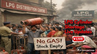 LPG Cylinder Shortage Live Updates: ಭಾರತದಲ್ಲಿ ಎಲ್‌ಪಿಜಿ ಸಿಲಿಂಡರ್‌ ಕೊರತೆ; ಪಿಎಂ ಮೋದಿ ಮಹತ್ವದ ಸಭೆ