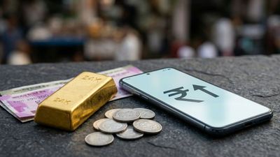 സ്വർണവില കുതിക്കുന്നു; നിക്ഷേപകർ അറിയേണ്ട ഞെട്ടിക്കുന്ന മാറ്റങ്ങൾ