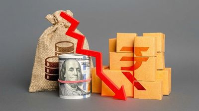 வரலாறு காணாத வீழ்ச்சி அடைந்தது இந்திய ரூபாய் மதிப்பு!! ஈரான் போர் பதற்றத்தால் இந்தியாவுக்கு புது சிக்கல்!!