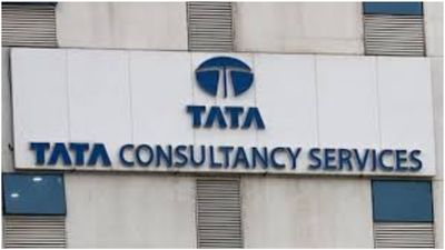 TCS ஊழியர்களுக்கு ஜாக்பாட்! IT லே ஆப் மத்தியில் சம்பளம் எகிறப்போகுது..செம ஹாப்பி தான்!