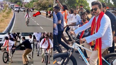 தவெக தலைவர் விஜய்- கிட்ட காஸ்ட்லி சைக்கிள், கார் மட்டுமில்ல இந்த ஒரு ஸ்பெஷல் வண்டியும் இருக்கு தெரியுமா?