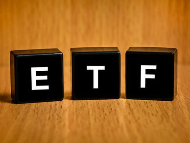 Where And How To Buy Gold ETFs In India?