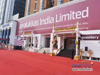 Income Tax Raid on Joyalukkas